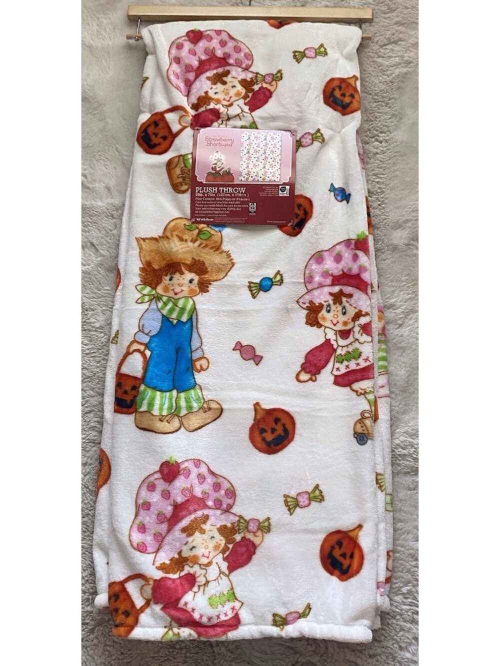 Strawberry Shortcake Huckleberry Pie Raspberry Tart Halloween Throw Blanket NEW